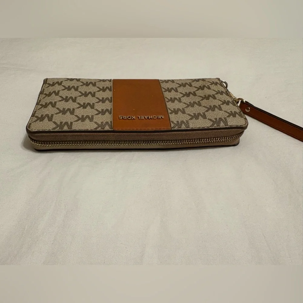 Michael Kors Brown and Tan with Leather Accent Monogram Wristlet Wallet - Picture 4 of 6